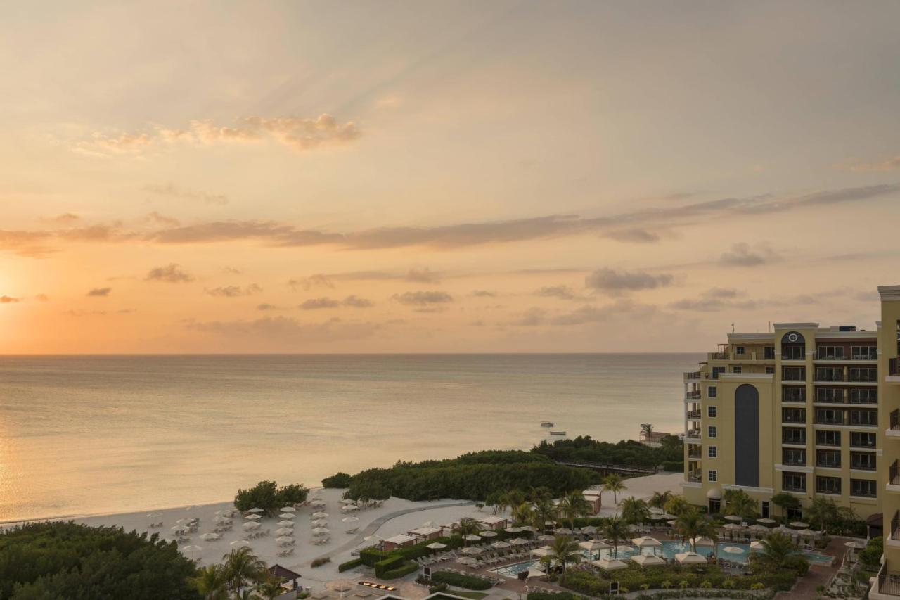 The Ritz-Carlton, Aruba Hotel Palm Beach Exterior photo