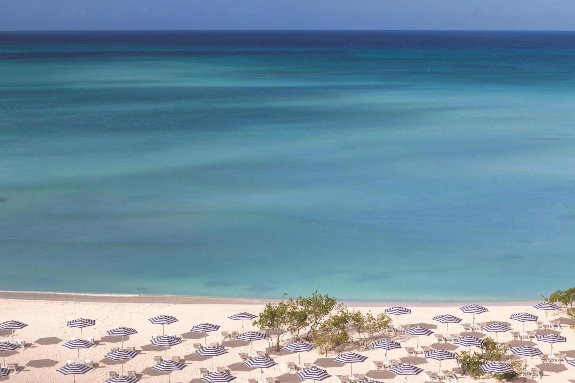 The Ritz-Carlton, Aruba Hotel Palm Beach Exterior photo